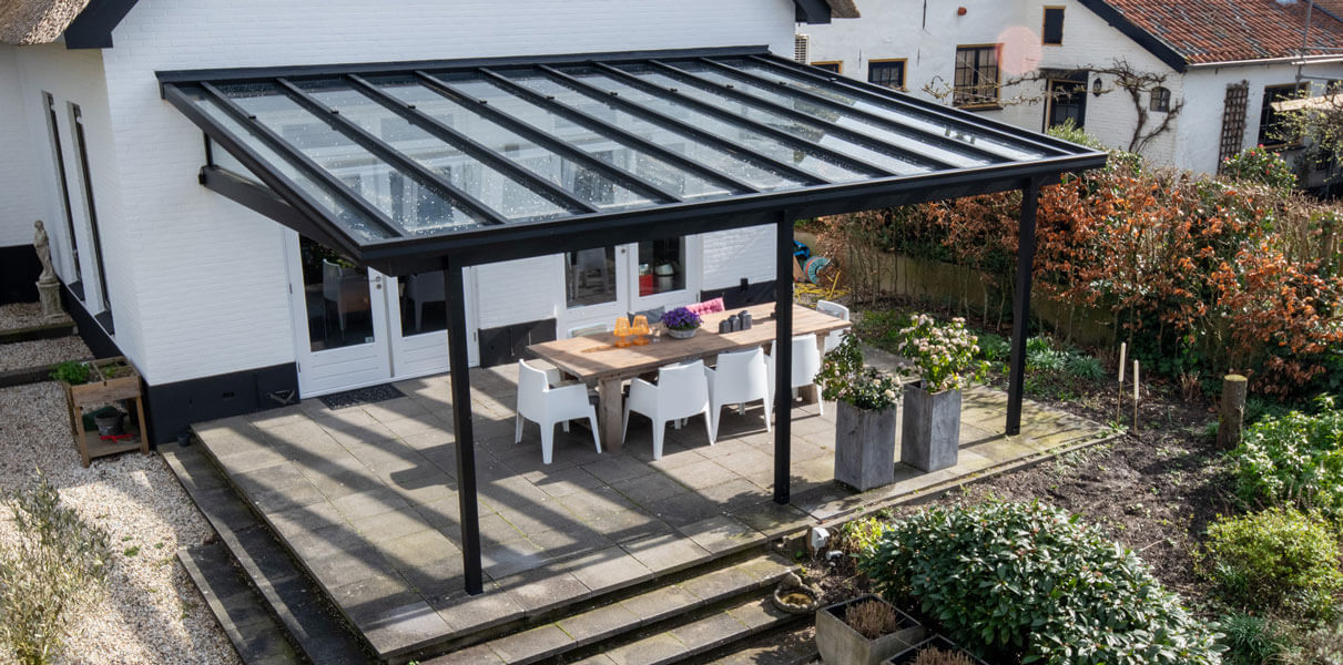 Moderne terrasoverkapping